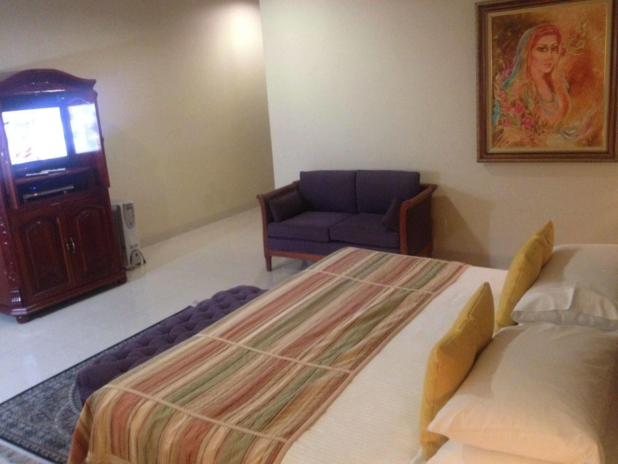 Hotel La Font Boutique โบโกตา ภายนอก รูปภาพ